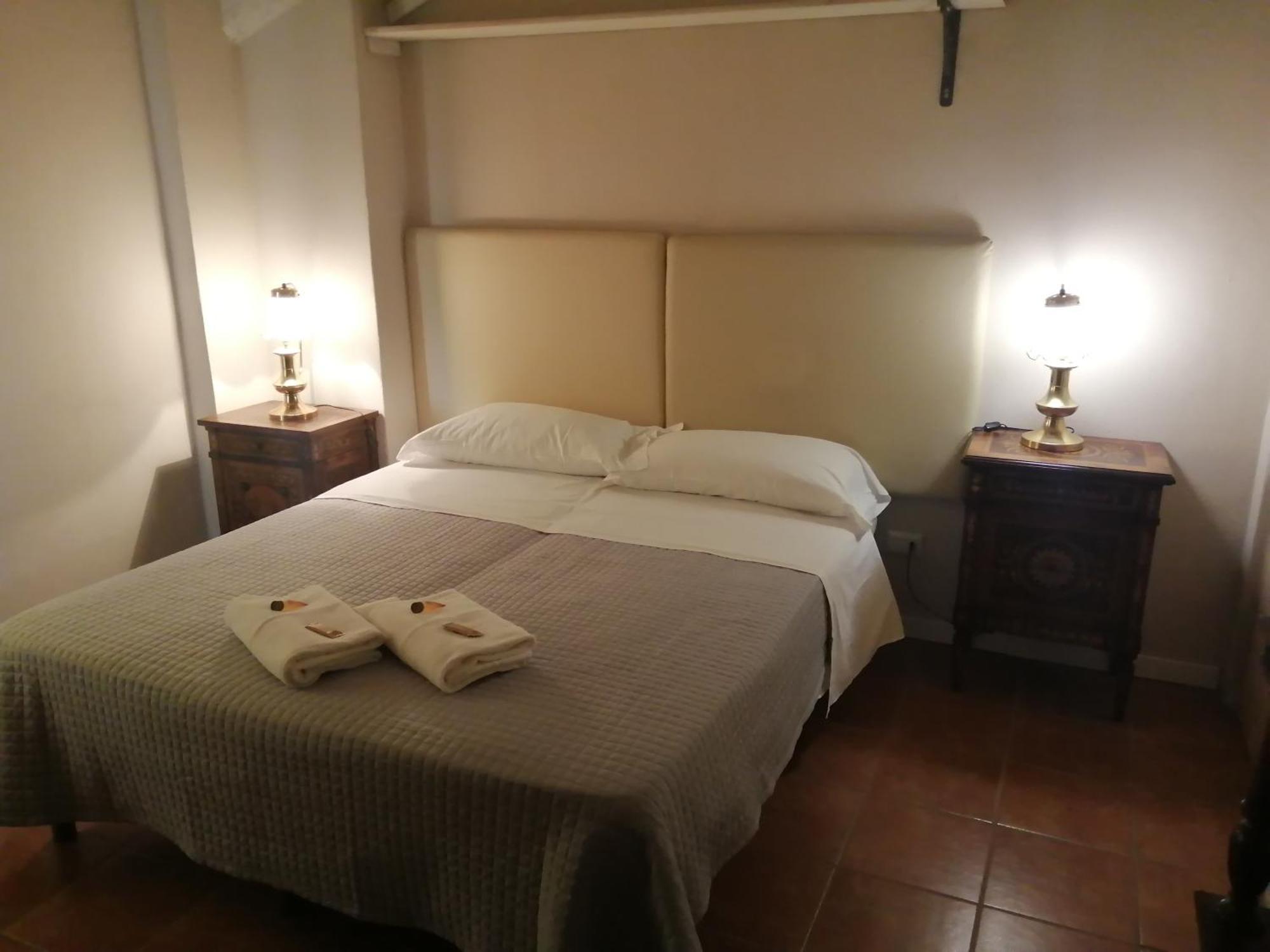 Bed and Breakfast Cascina La Castagnara Oriolo  Zimmer foto