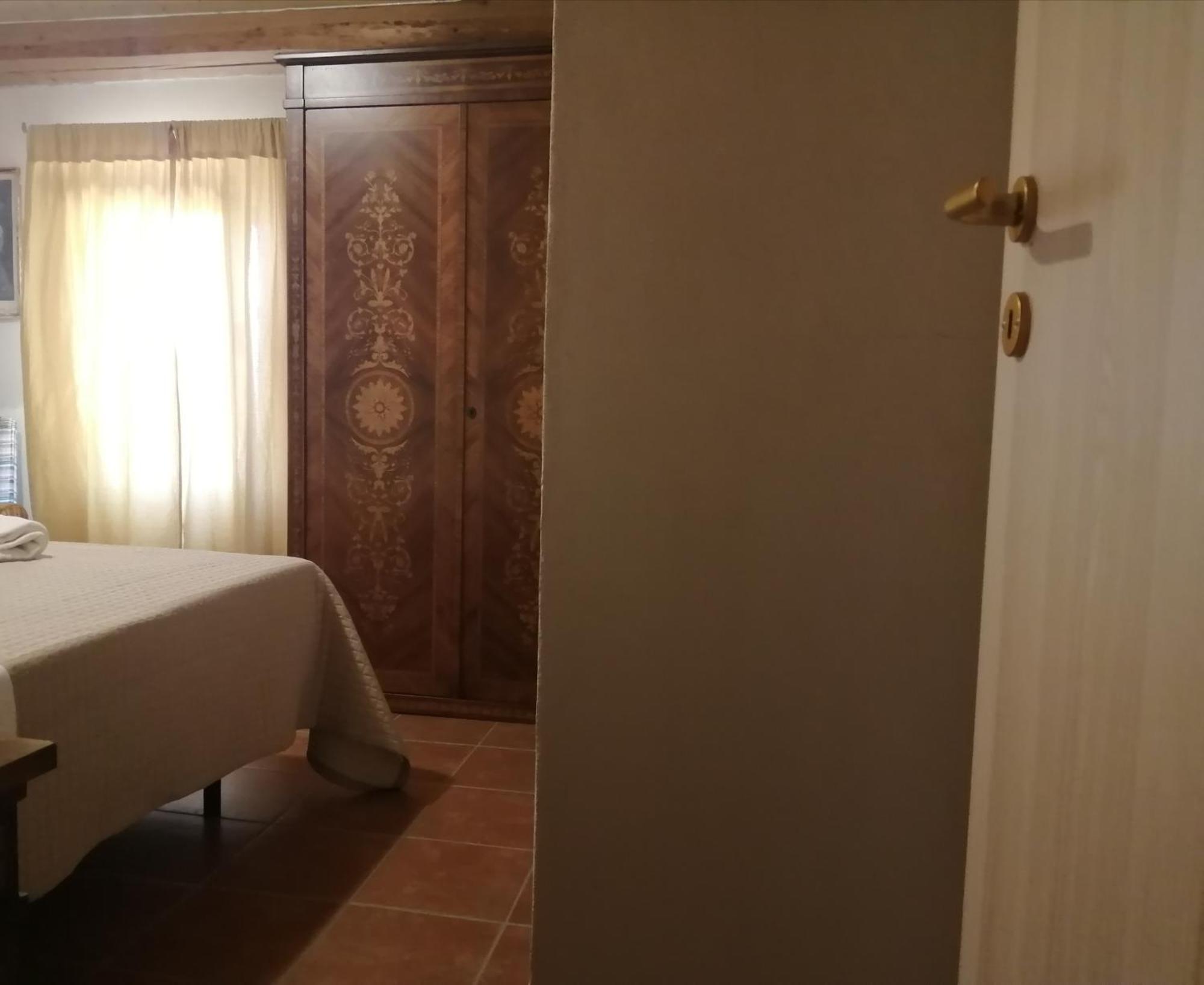 Bed and Breakfast Cascina La Castagnara Oriolo  Zimmer foto